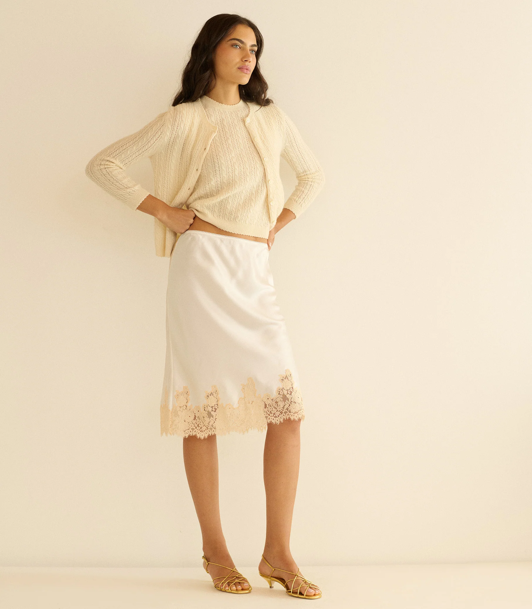 DANAE CASHMERE CABLE CARDIGAN -- DOGWOOD - Image 3