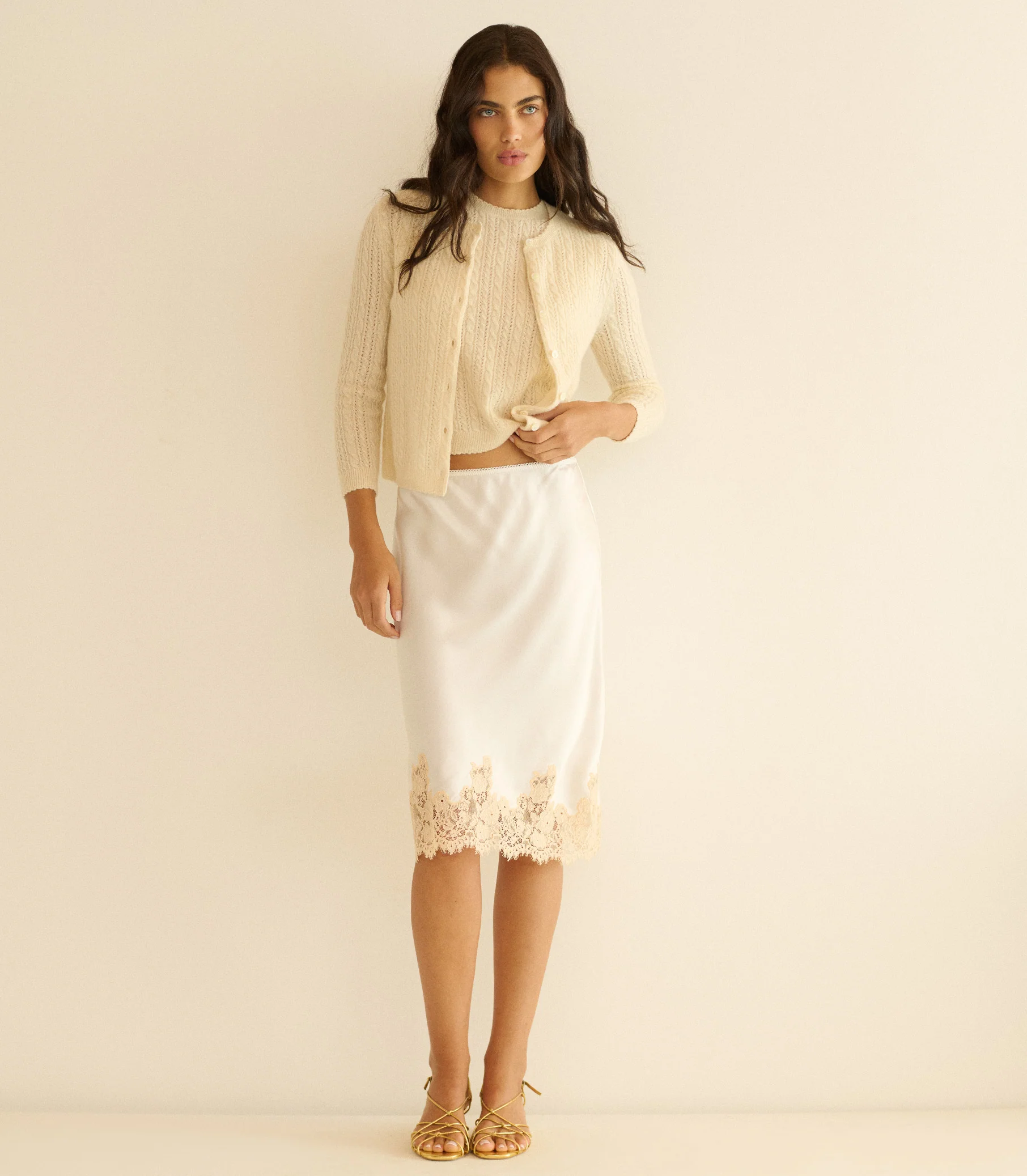 DANAE CASHMERE CABLE CARDIGAN -- DOGWOOD - Image 4