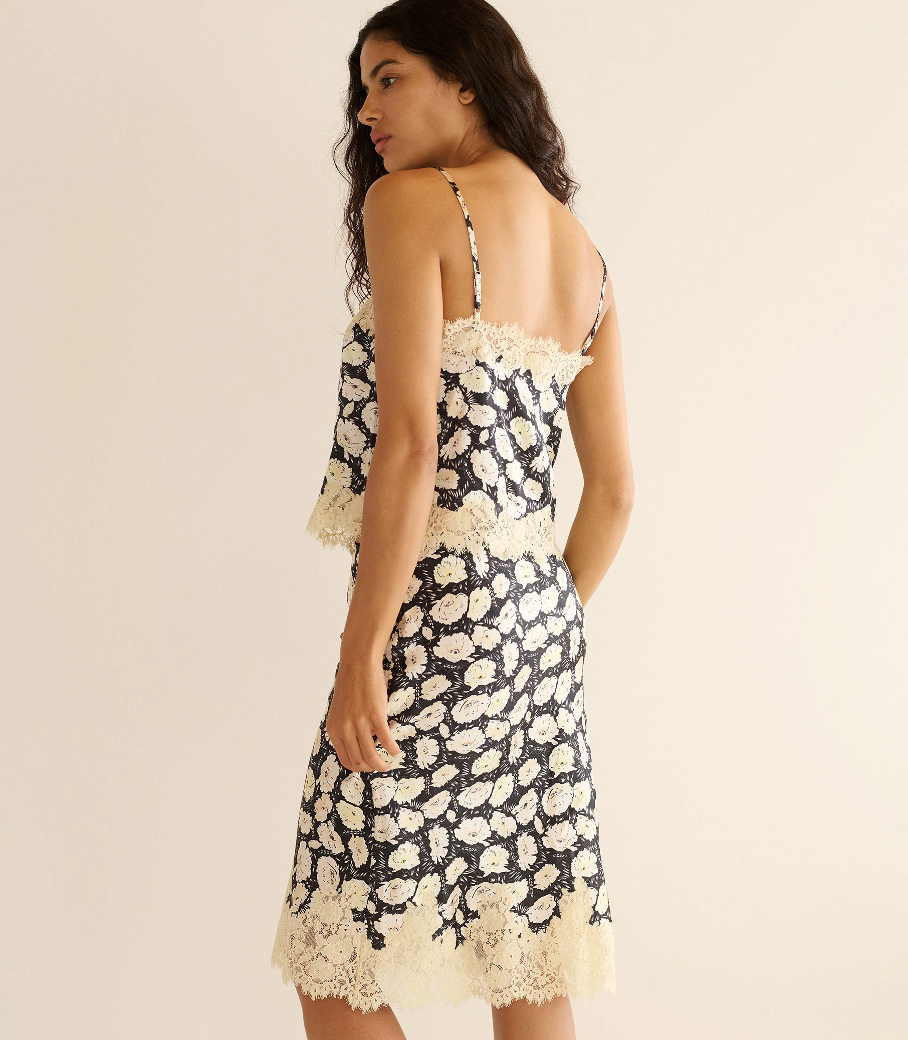 ELOWETTE SKIRT -- NOIR FLEURS D'ANEMONE - Image 4