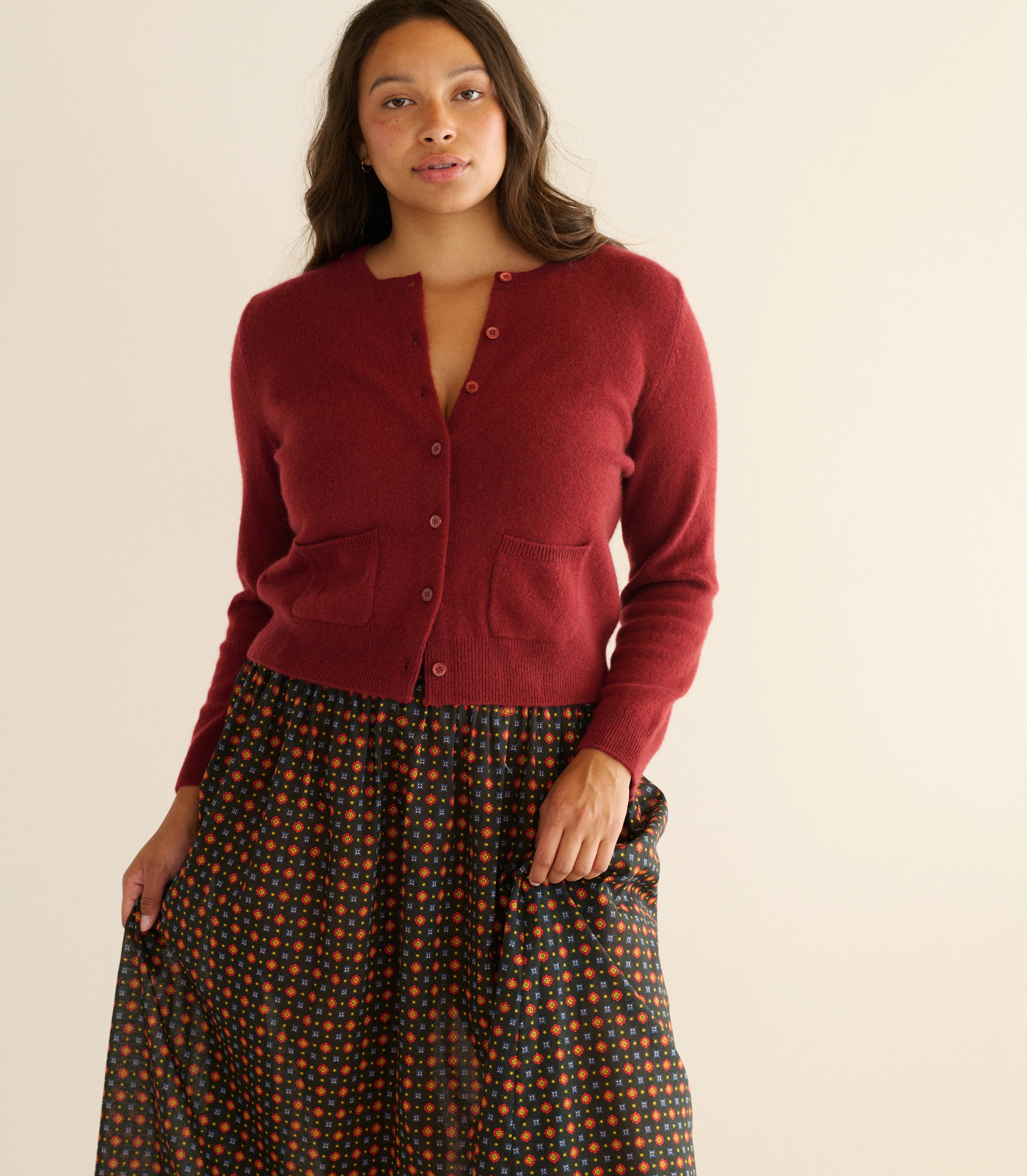 FREYA CASHMERE CARDIGAN -- MALBEC - Image 7