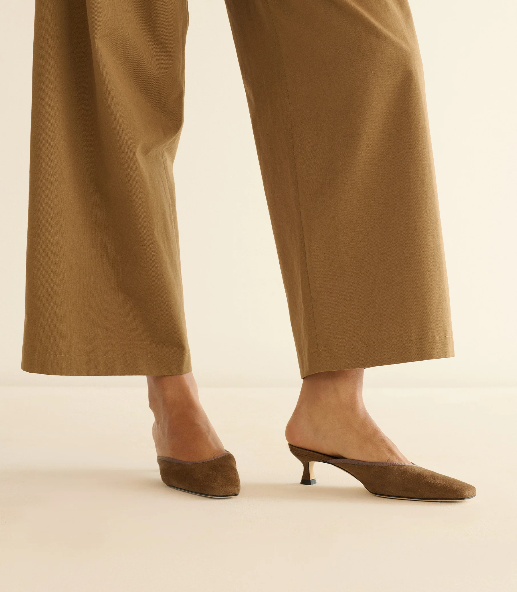 LUMA HEEL -- TOBACCO SUEDE - Image 2