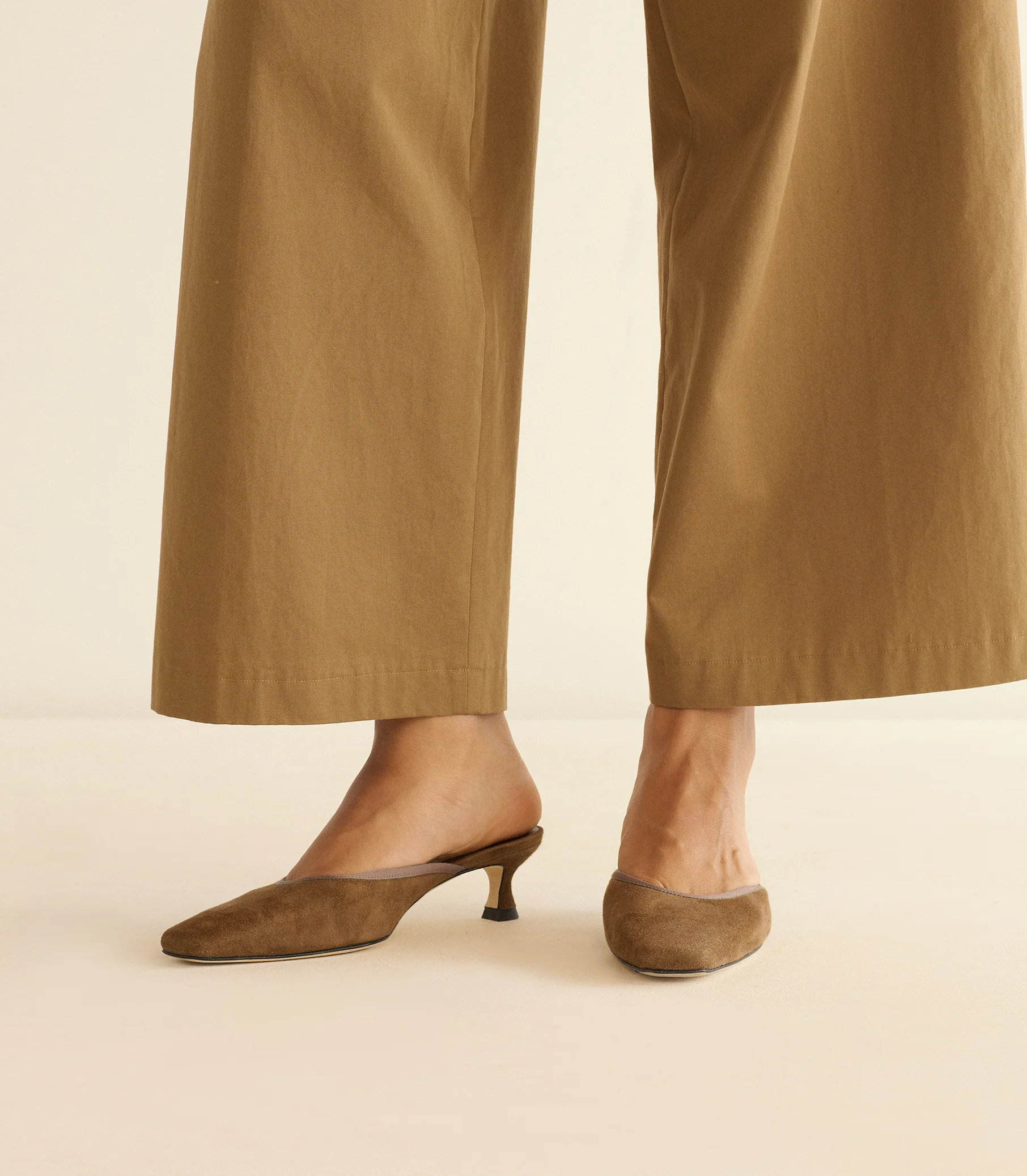LUMA HEEL -- TOBACCO SUEDE - Image 3
