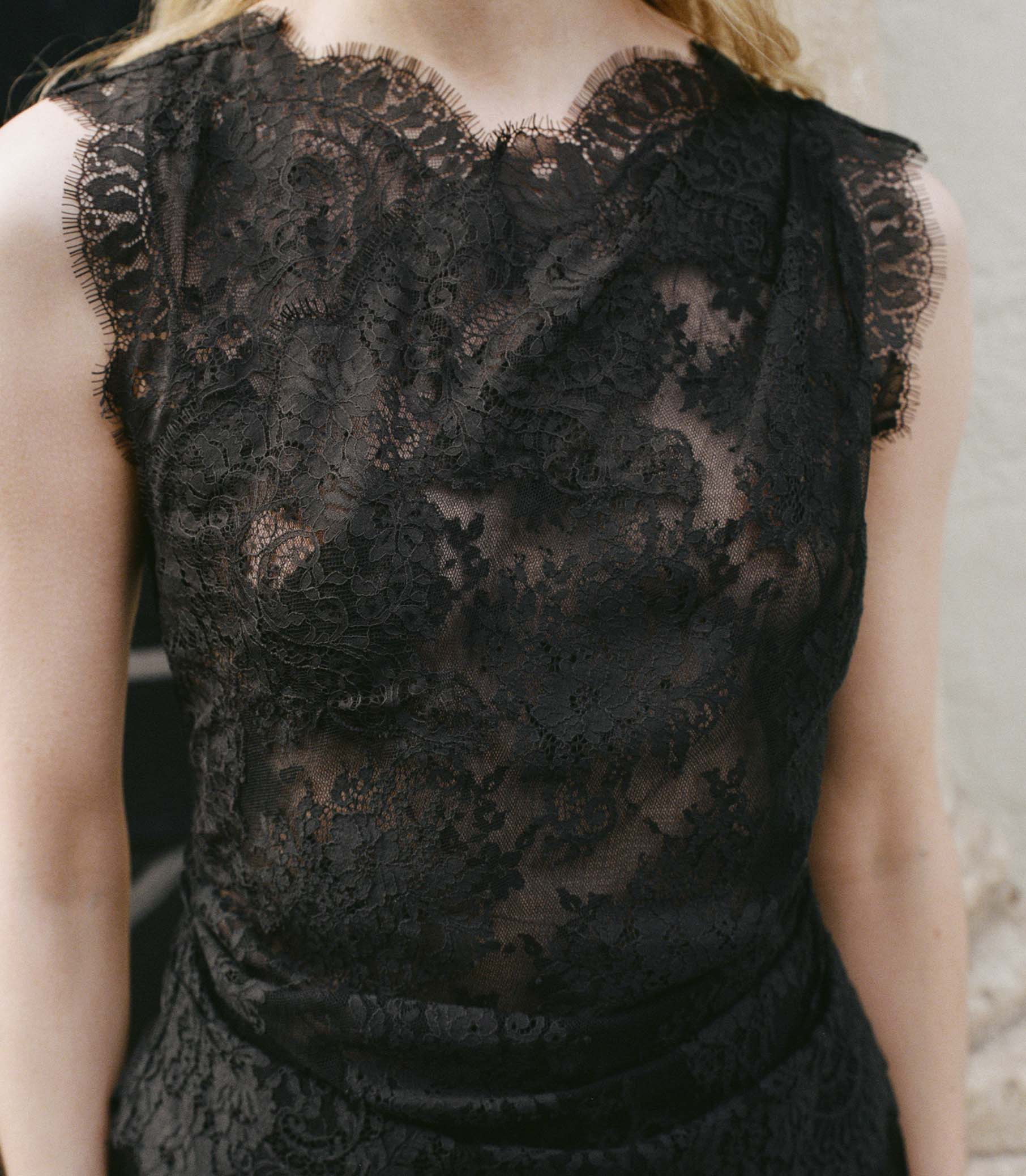 NAILAH TOP -- BLACK - Image 4