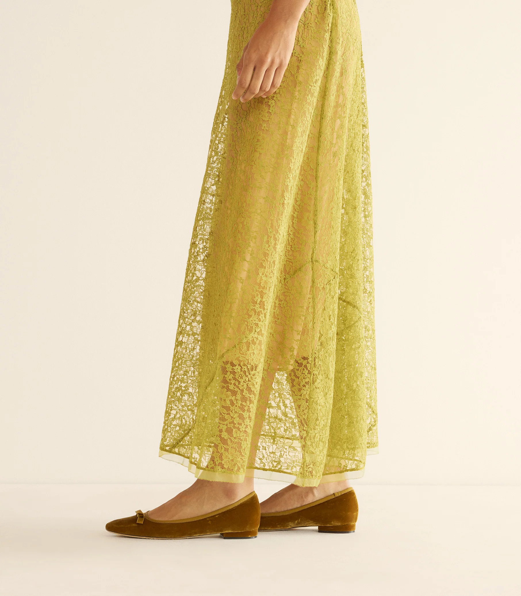ODETTE BALLET FLAT -- CURRY VELVET - Image 2