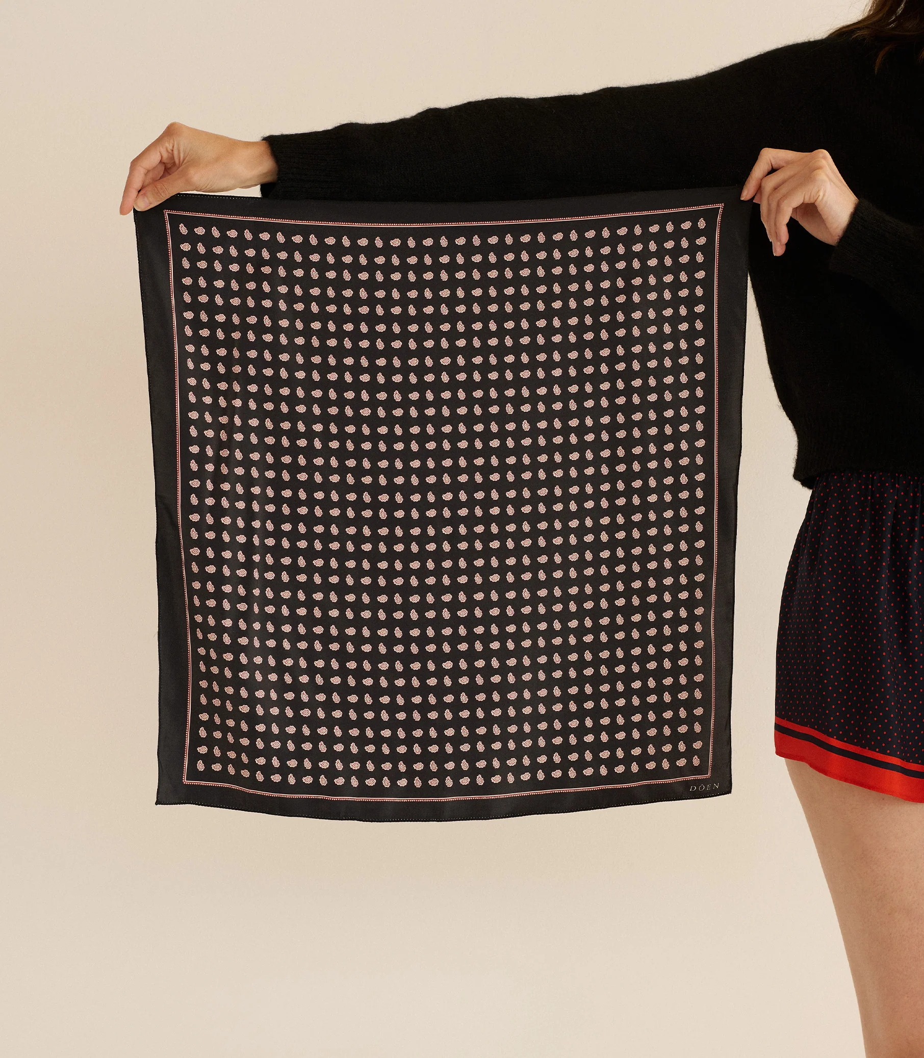 PETIT PENNY BANDANA -- CARDINALE FOULARD - Image 7