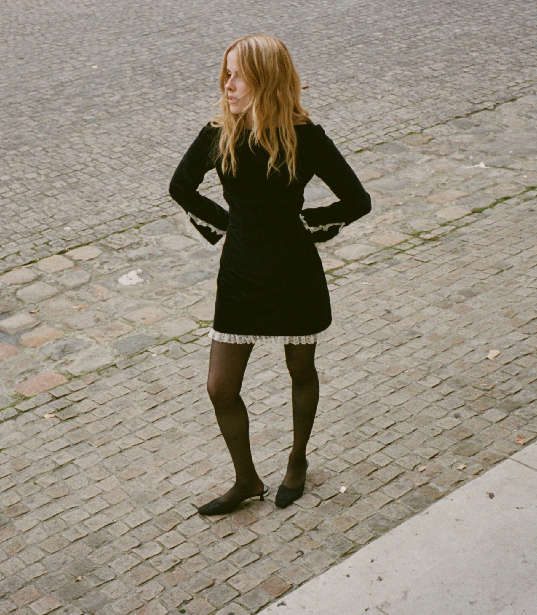 SAVINE DRESS -- BLACK - Image 6