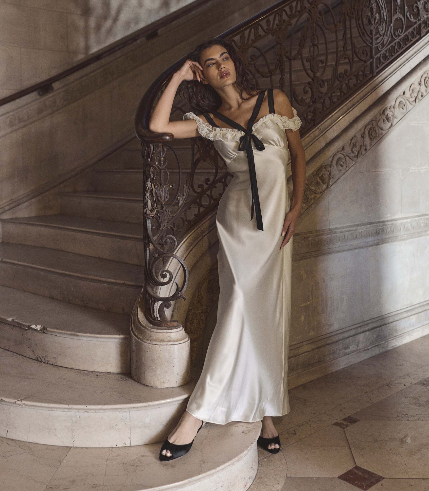 SIMONIE DRESS -- CANDLELIGHT - Image 2